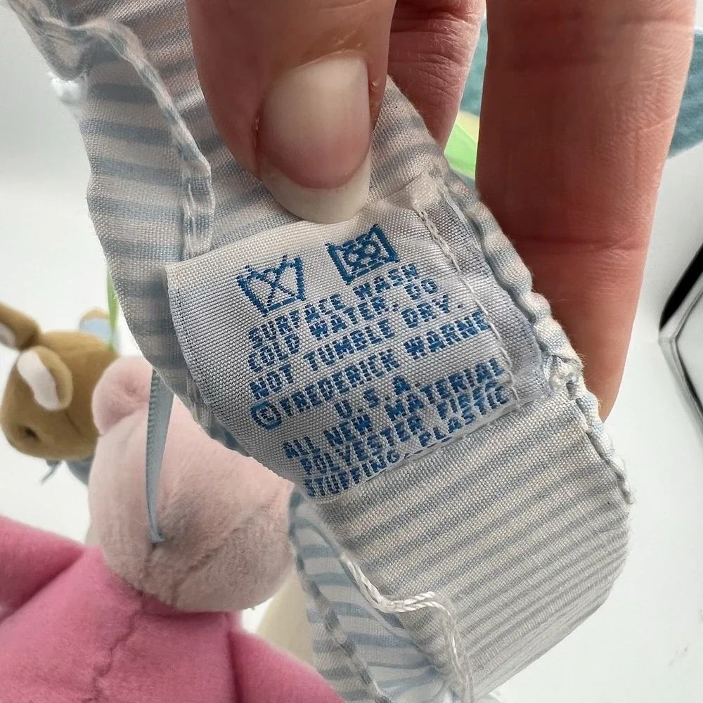 Vintage 1980's Eden Peter Rabbit And Friends Butterfly Baby Nursery Lullaby Crib